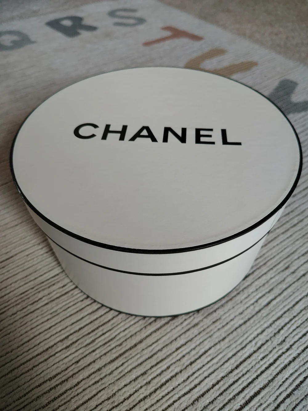 Chanel Round Hat Box in White with Black Trim